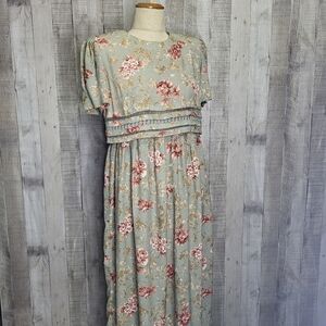 Vintage 90s Floral Sage Green Dress with Lace Trim.